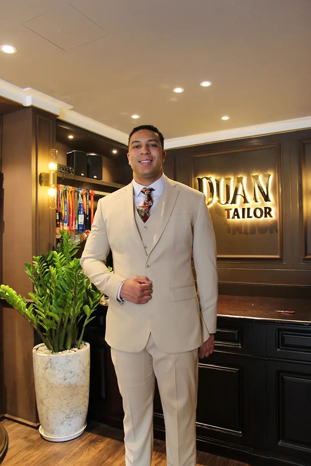 Khách hàng DuanTailor 6